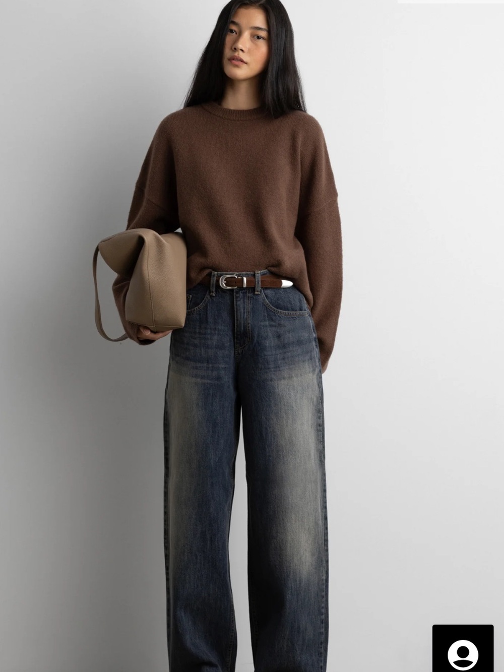 Oak + Fort Red Crewneck Sweater Size Medium